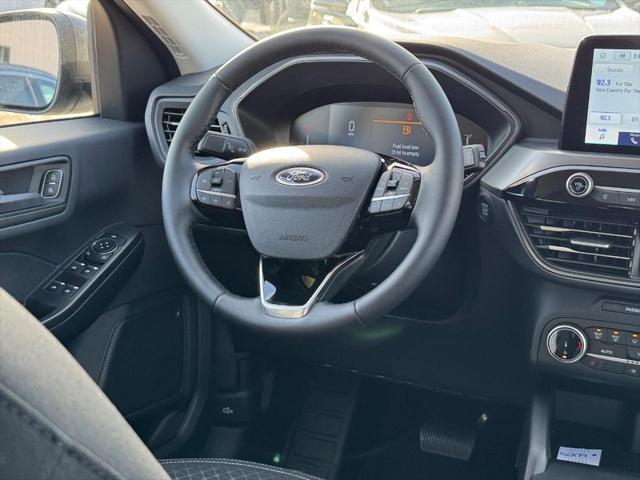 new 2025 Ford Escape car, priced at $25,776