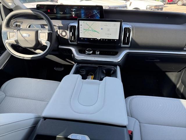 new 2025 Ford Expedition car, priced at $77,174