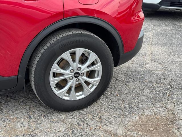 used 2023 Ford Escape car, priced at $25,995