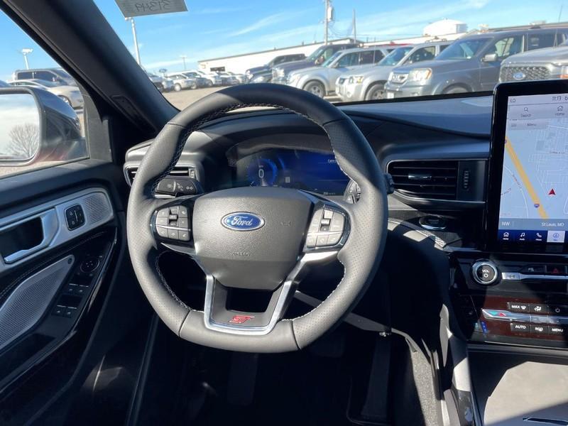 new 2023 Ford Explorer car, priced at $58,120