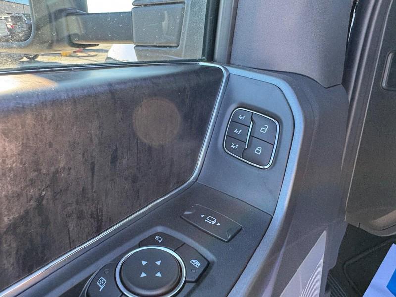 new 2025 Ford F-350 car, priced at $83,068