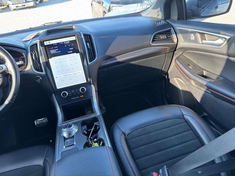used 2022 Ford Edge car, priced at $28,995