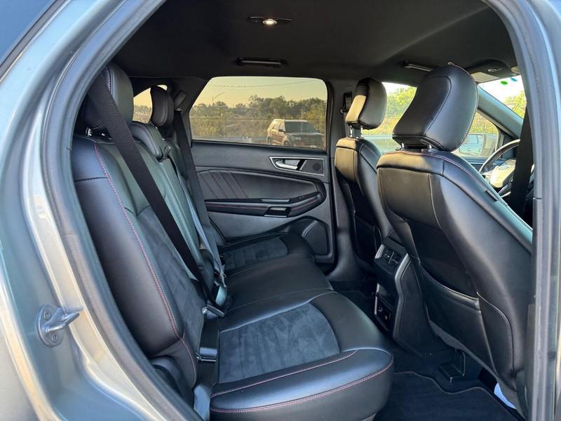 used 2022 Ford Edge car, priced at $28,995