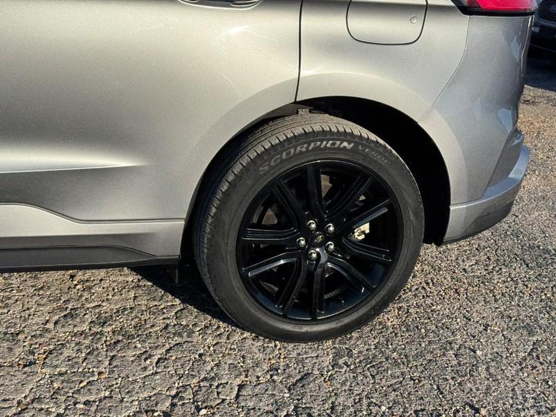 used 2022 Ford Edge car, priced at $28,995