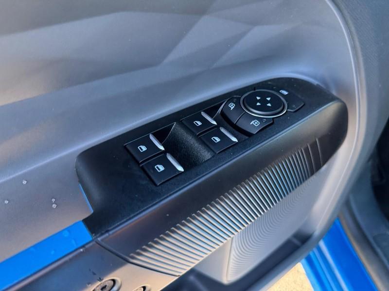 new 2025 Ford Maverick car, priced at $33,541