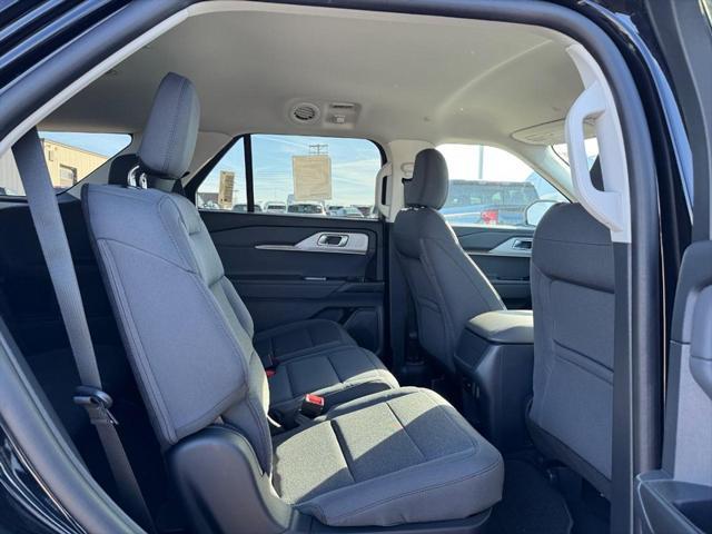 new 2025 Ford Explorer car, priced at $39,215