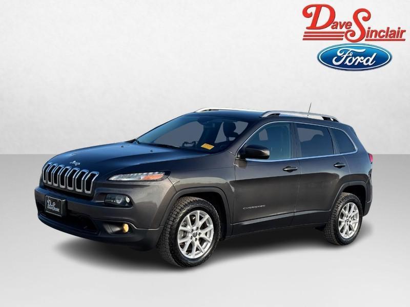 used 2018 Jeep Cherokee car, priced at $12,405