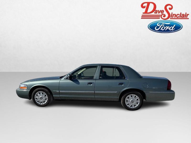 used 2005 Mercury Grand Marquis car, priced at $14,995