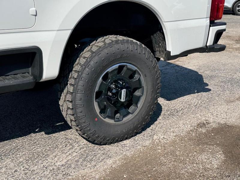 new 2025 Ford F-250 car, priced at $90,359