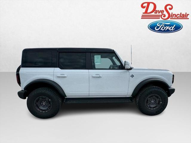 new 2025 Ford Bronco car, priced at $60,077