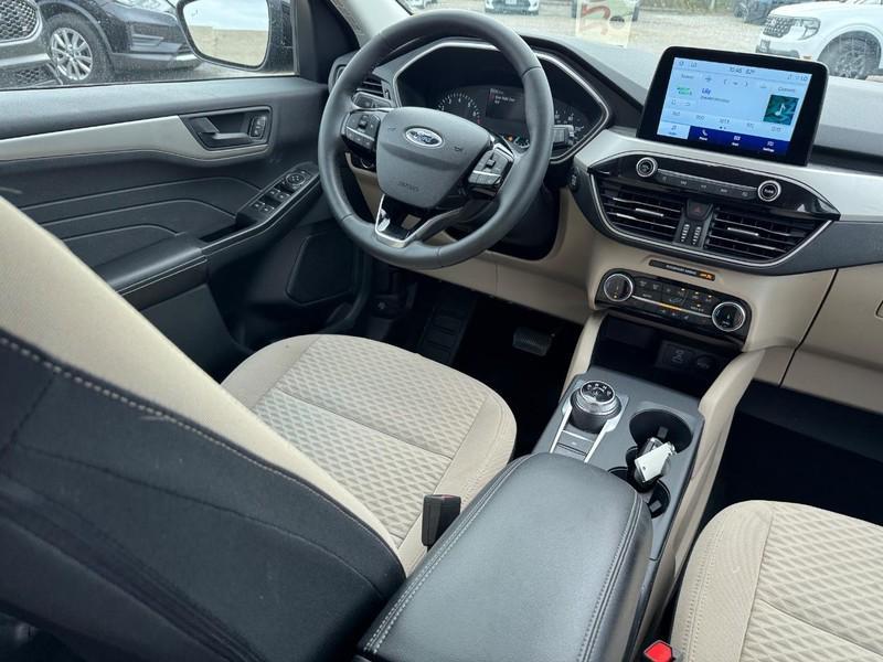 used 2022 Ford Escape car, priced at $21,995