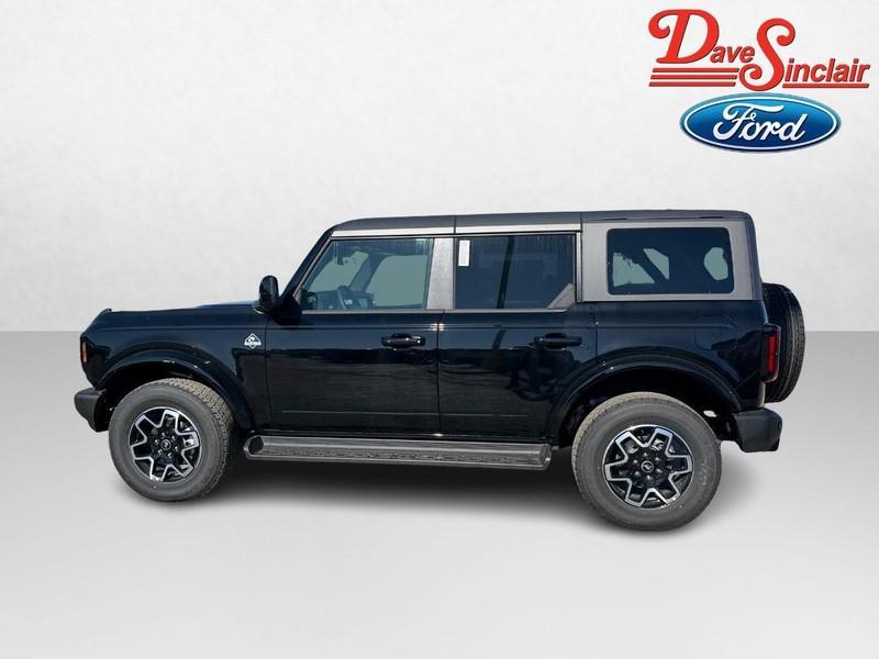 new 2025 Ford Bronco car, priced at $48,378