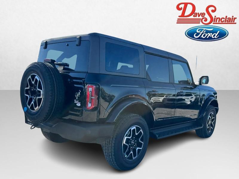 new 2025 Ford Bronco car, priced at $48,378