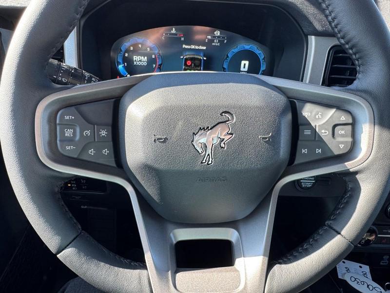 new 2025 Ford Bronco car, priced at $48,378