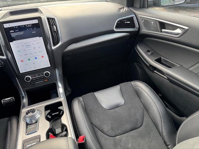 used 2024 Ford Edge car, priced at $35,747