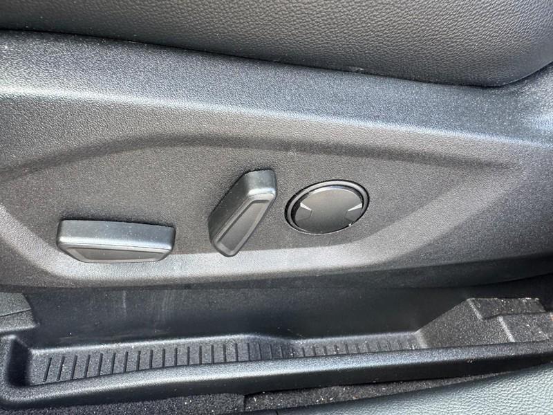 used 2024 Ford Edge car, priced at $35,747