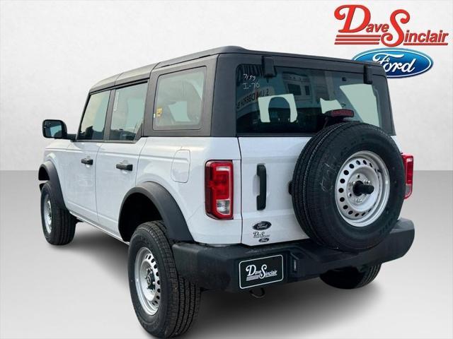 new 2025 Ford Bronco car, priced at $40,426