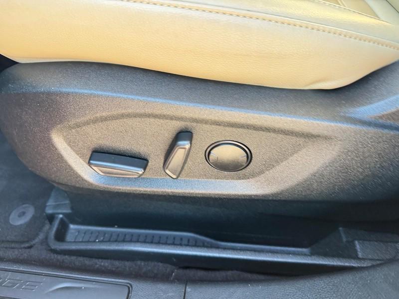 used 2022 Ford Edge car, priced at $26,993