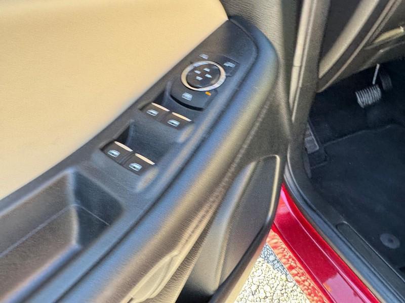 used 2022 Ford Edge car, priced at $26,993