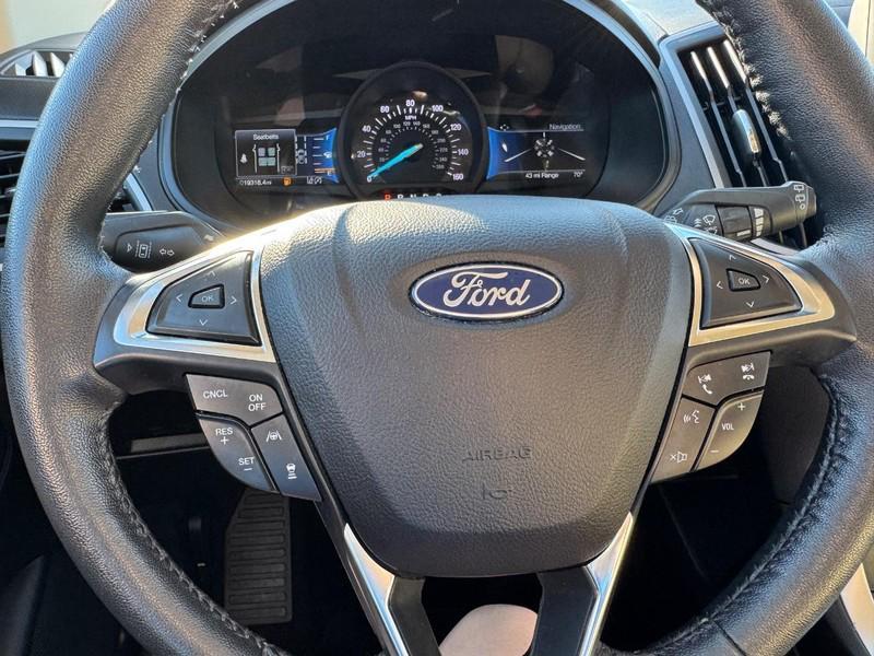 used 2022 Ford Edge car, priced at $26,993