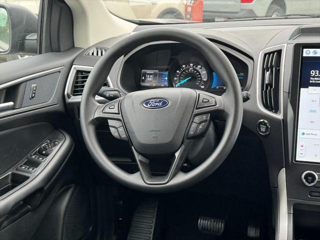 new 2024 Ford Edge car, priced at $33,408