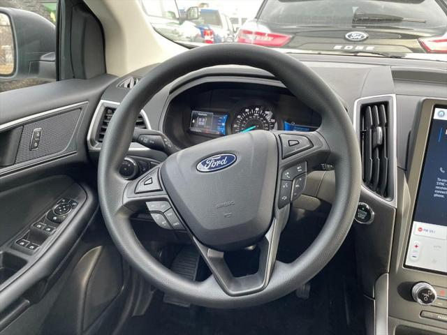 new 2024 Ford Edge car, priced at $31,060