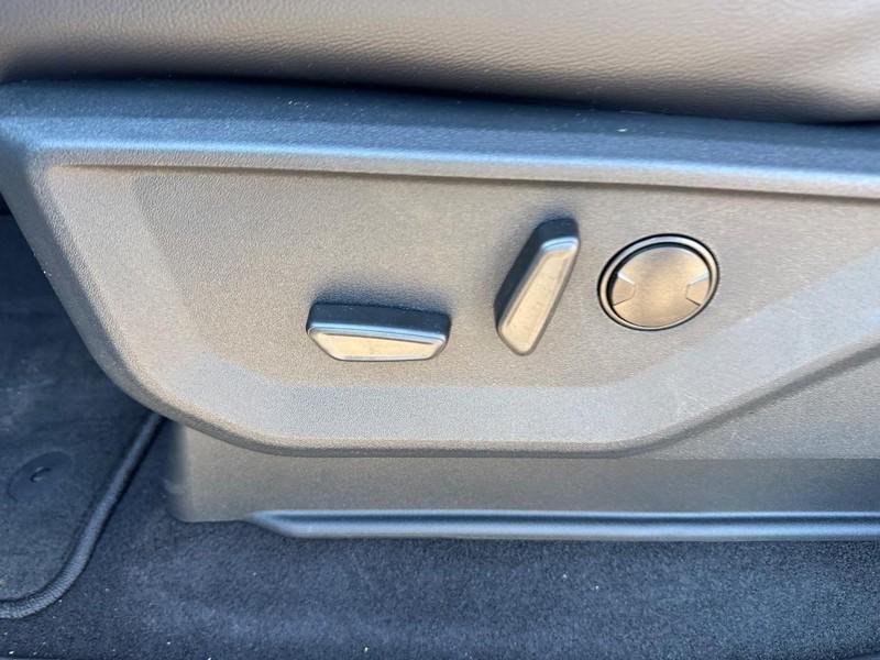 new 2025 Ford F-150 car, priced at $61,417