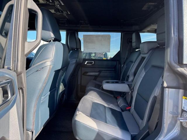 new 2024 Ford Bronco car, priced at $49,559