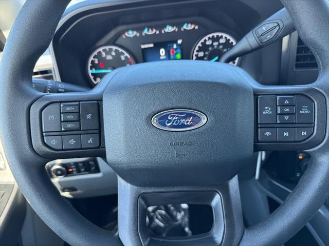 new 2025 Ford F-250 car, priced at $57,927