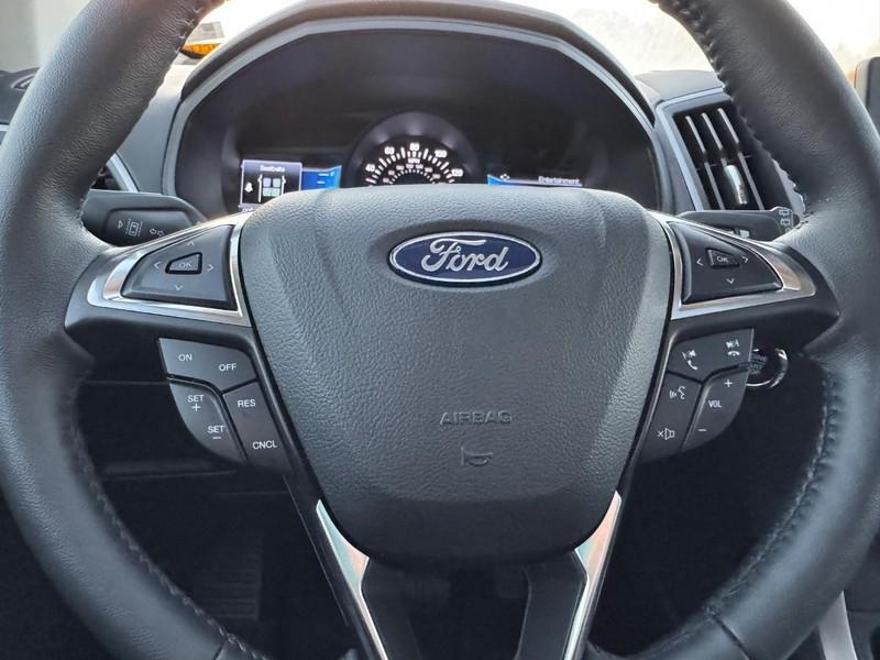 used 2022 Ford Edge car, priced at $29,777