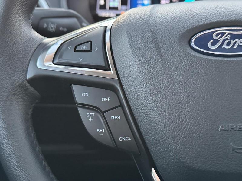 used 2022 Ford Edge car, priced at $29,777