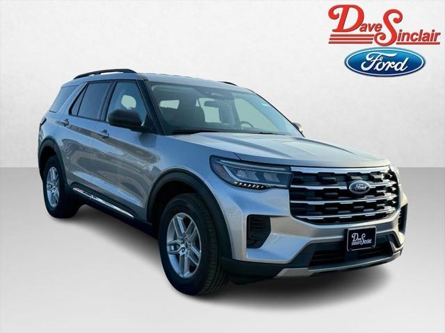 new 2025 Ford Explorer car, priced at $40,672