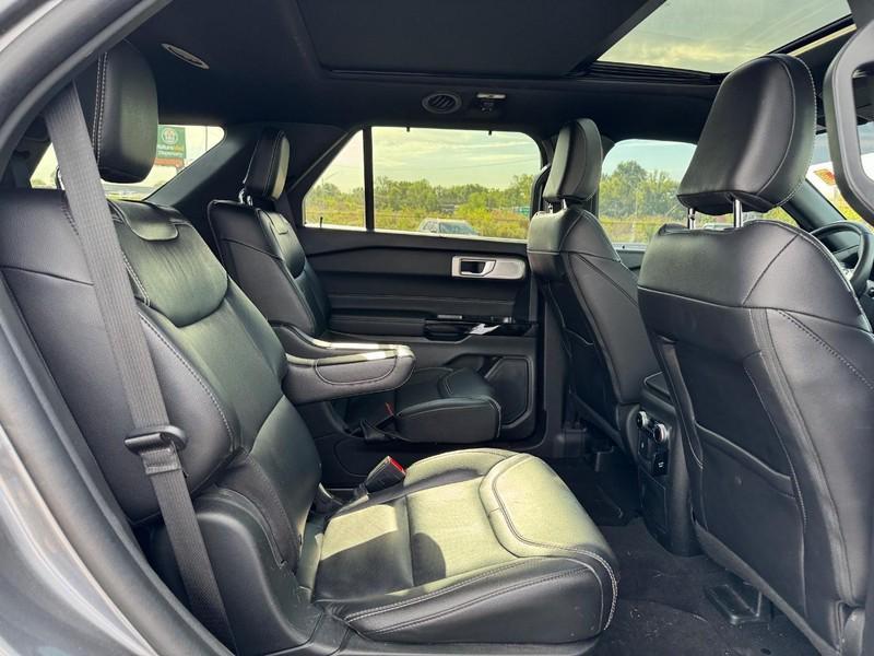 used 2023 Ford Explorer car, priced at $36,995