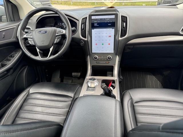 used 2023 Ford Edge car