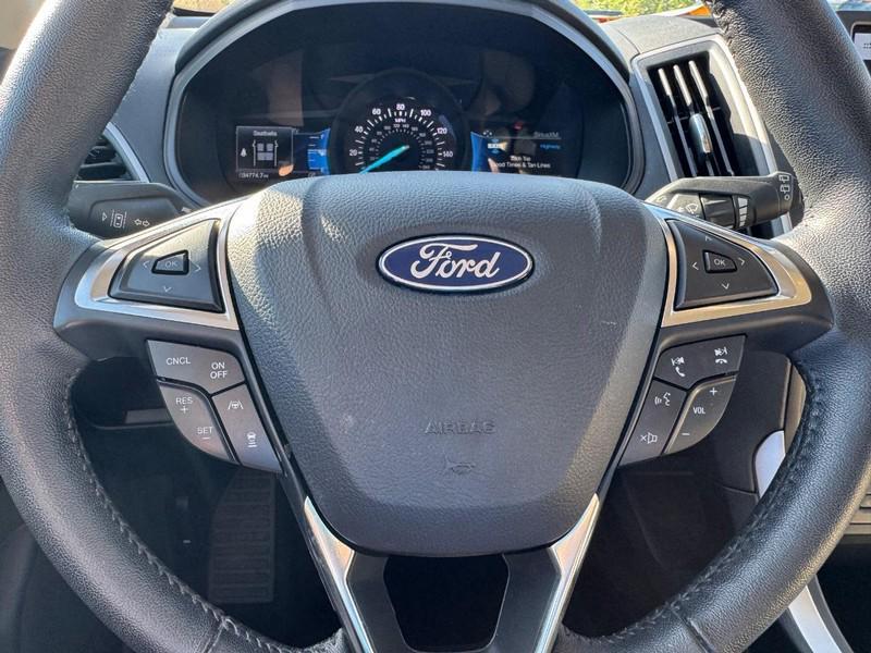 used 2022 Ford Edge car, priced at $25,888
