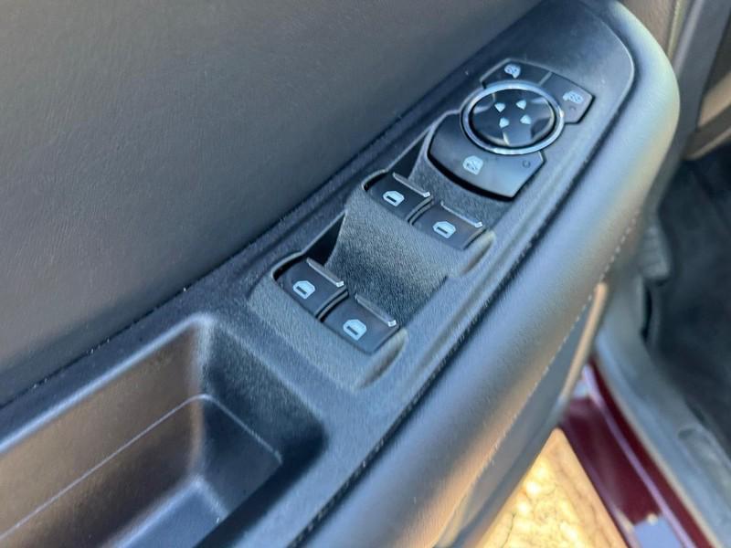 used 2024 Ford Edge car, priced at $30,777