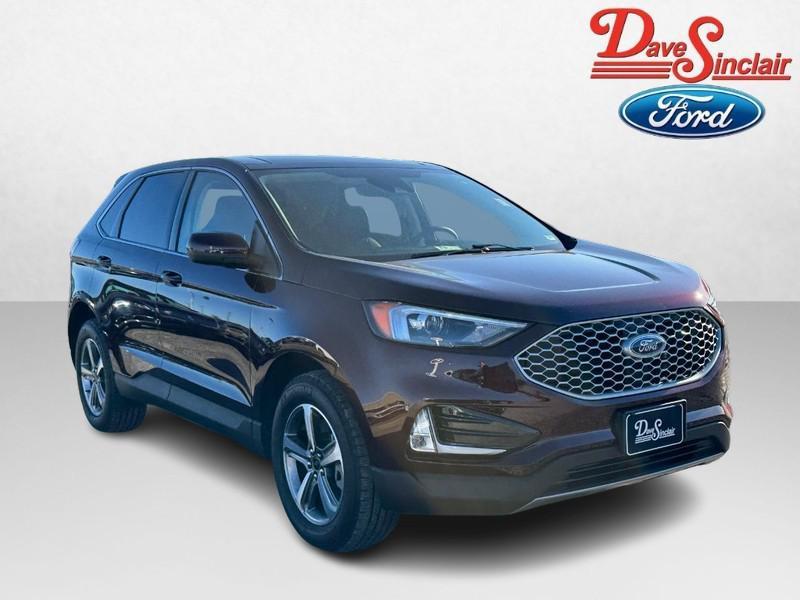used 2024 Ford Edge car, priced at $30,777