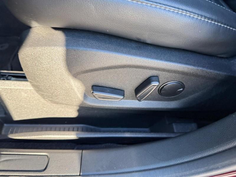 used 2024 Ford Edge car, priced at $30,777