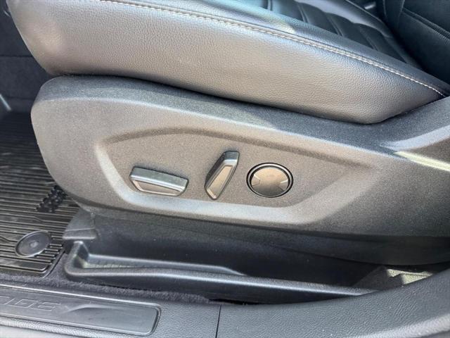 used 2023 Ford Edge car, priced at $27,995