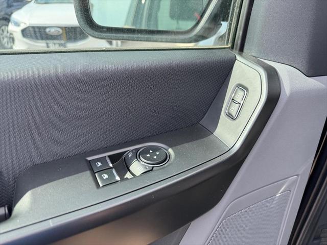 new 2025 Ford F-150 car, priced at $43,521