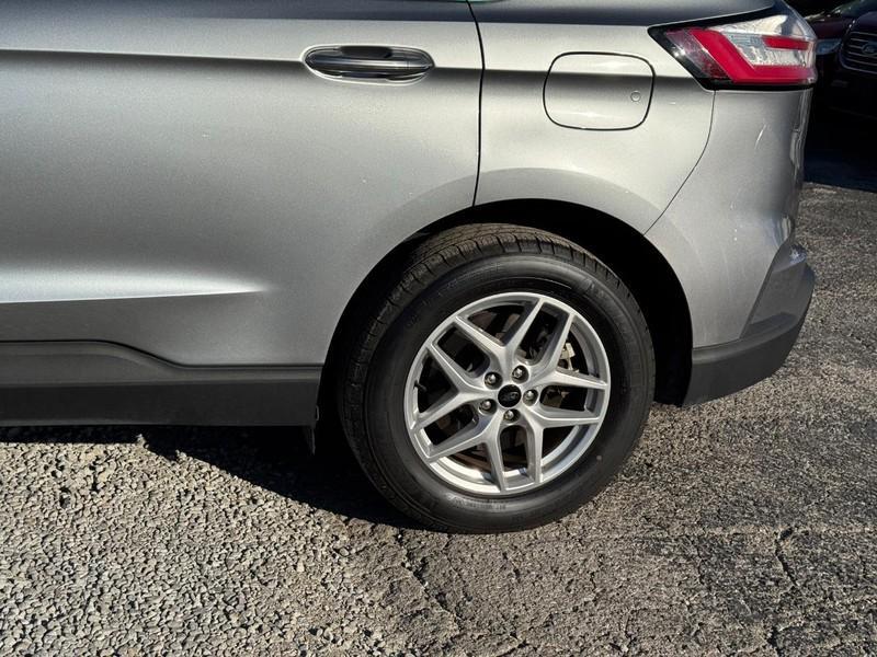 used 2024 Ford Edge car, priced at $26,888
