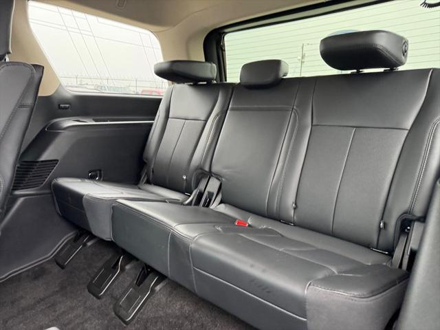 used 2022 Ford Expedition car, priced at $52,888