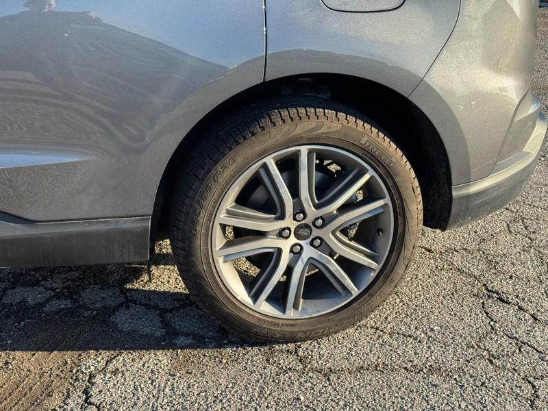 used 2023 Ford Edge car, priced at $30,995