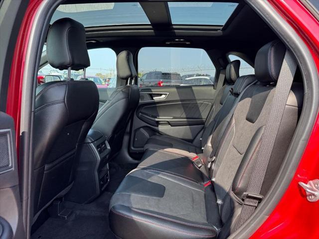 used 2024 Ford Edge car