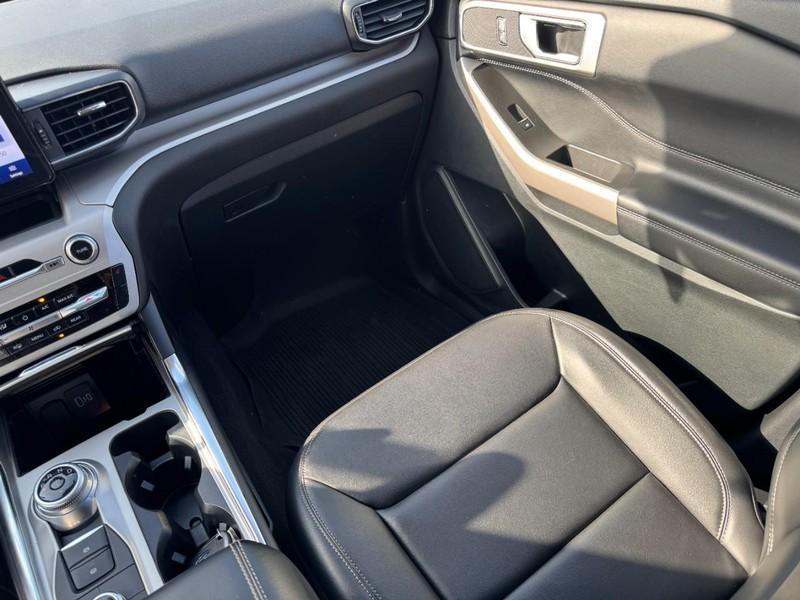 used 2023 Ford Explorer car, priced at $35,995