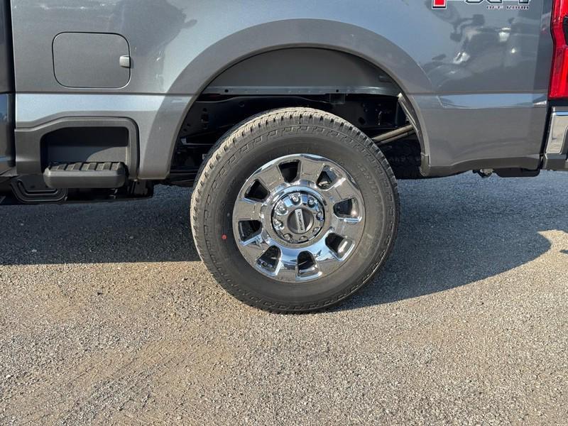 new 2025 Ford F-250 car, priced at $80,883