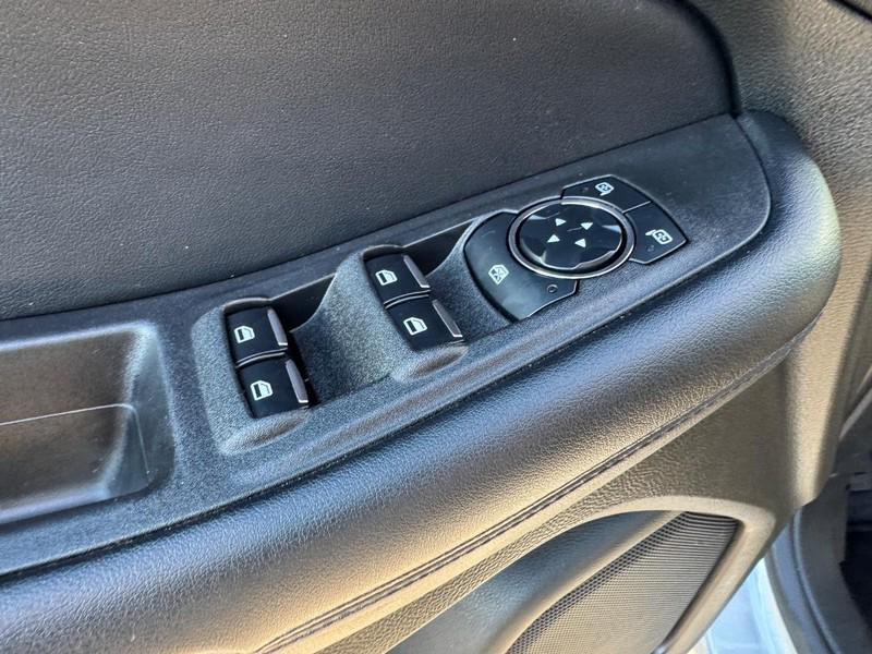 used 2023 Ford Edge car, priced at $27,333