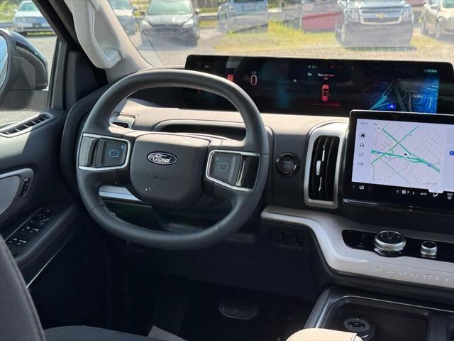 new 2025 Ford Expedition Max car, priced at $68,386