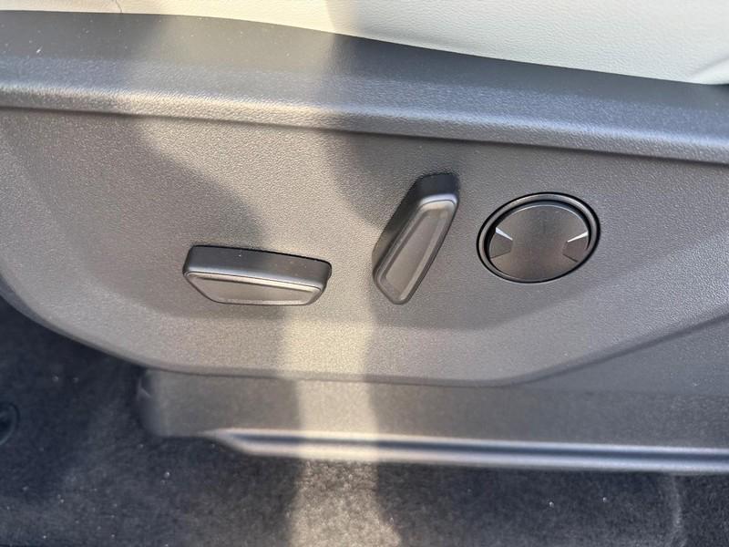 new 2025 Ford Expedition Max car, priced at $79,472