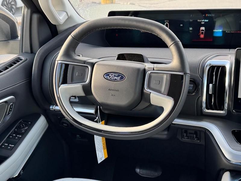 new 2025 Ford Expedition Max car, priced at $79,472